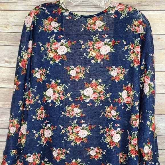 Mauve Blue Floral Print open front Kimono Cardigan - Picture 4 of 6